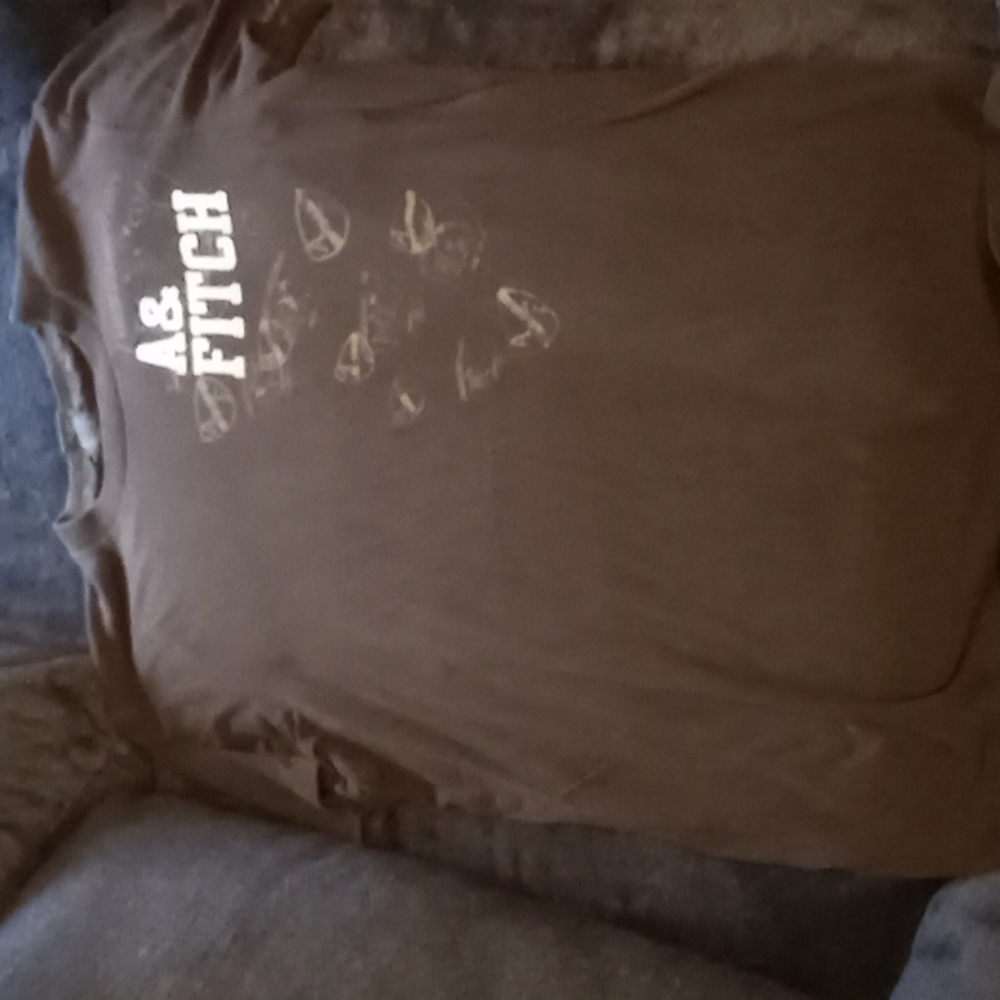 Abercrombie & Fitch mens t shirt L
